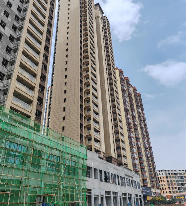 愿景铂悦府：耒阳开发商1、2、7 栋施工进度亮眼